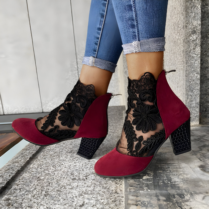 LAYLA | ELEGANT ANKLE STRAP HEELS