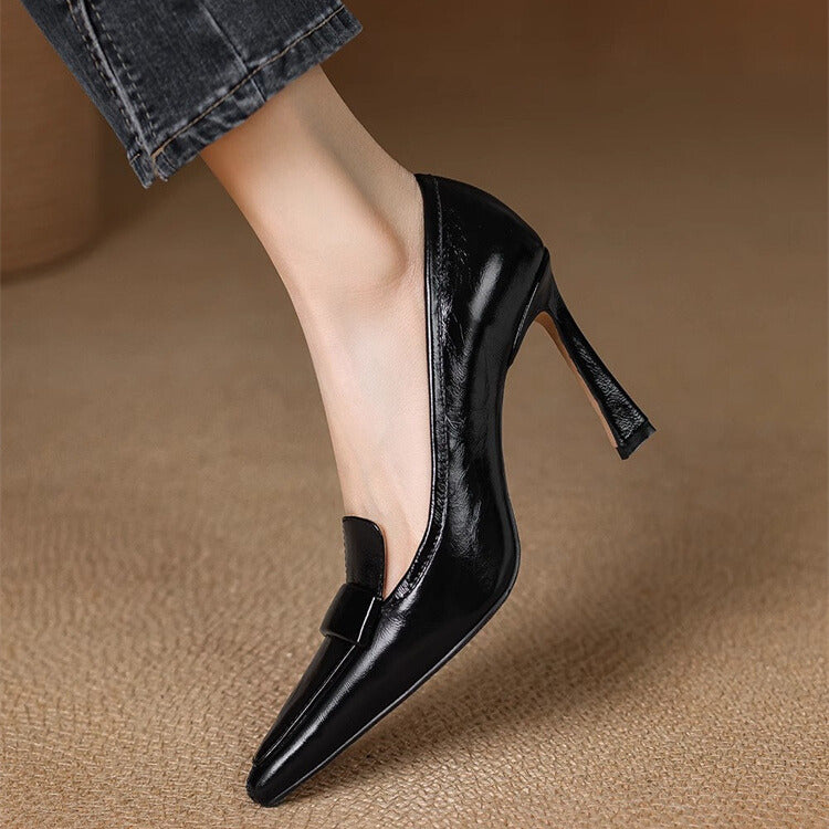 LILLY | PATENT ELEGANCE PUMPS