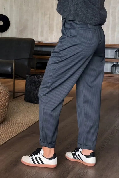 MAYA | ELEGANT, FIGURE-FLATTERING TROUSERS WITH STRIPES